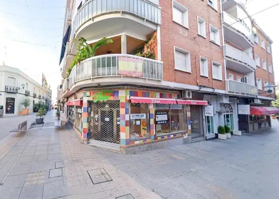 Local en Alquiler en calle Velez en Puertollano