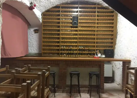 Local en Valdepeñas, Buena