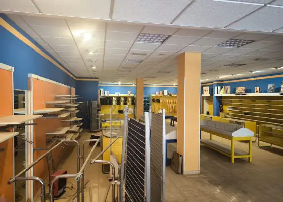 Local en Valdepeñas, Centro