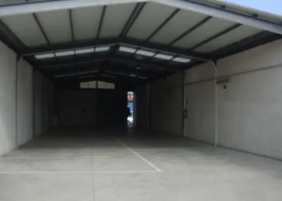 Nave Industrial en Valdepeñas, 1º De Julio