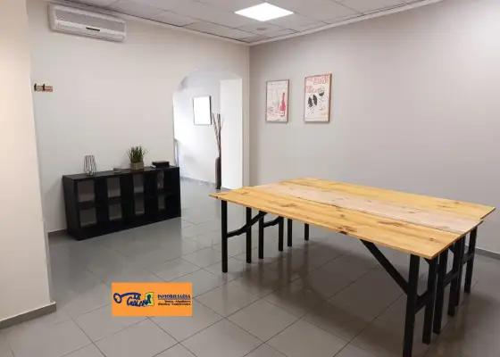 Oficina en Valdepeñas, Centro