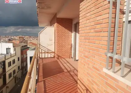 PISO A 50m de calle Emilio Castelar, en el centro de Alcázar de San Juan en Alcázar de San Juan