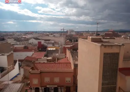 PISO A 50m de calle Emilio Castelar, en el centro de Alcázar de San Juan en Alcázar de San Juan
