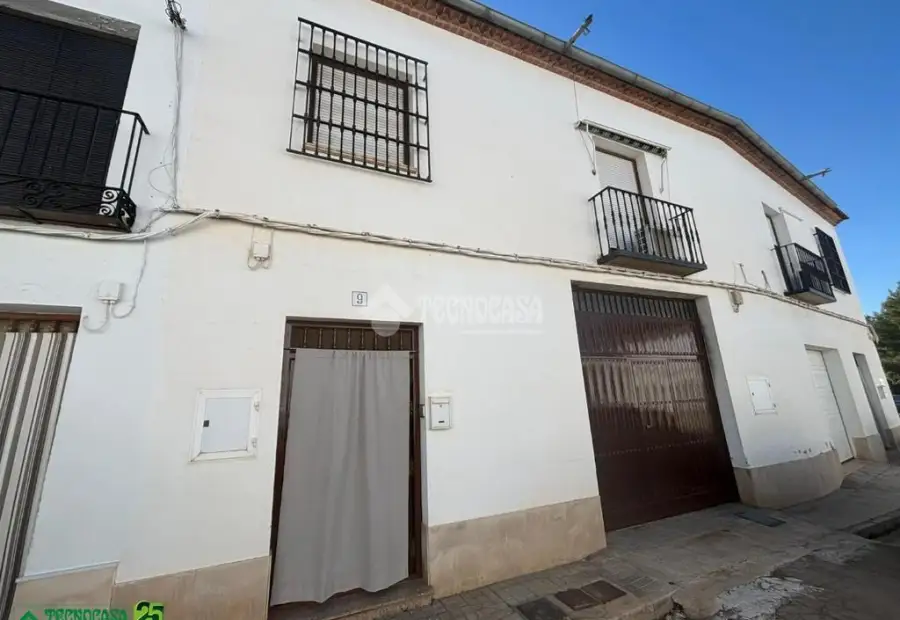 Piso en venta en Almagro - Almagro, 85.000 €, 136 m2, ref. 659461 en Almagro