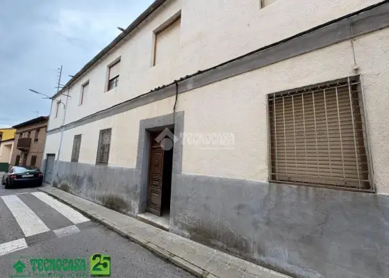 Piso en venta en Piedrabuena - Piedrabuena, 35.000 €, 105 m2, ref. 642972