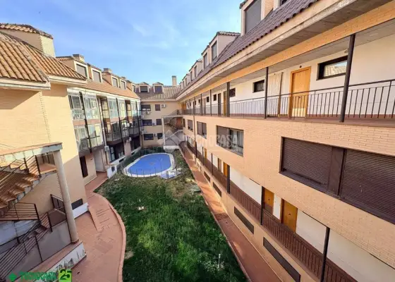 Piso en venta en Pozuelo De Calatrava - Pozuelo De Calatrava, 59.900 €, 83 m2, ref. 667561
