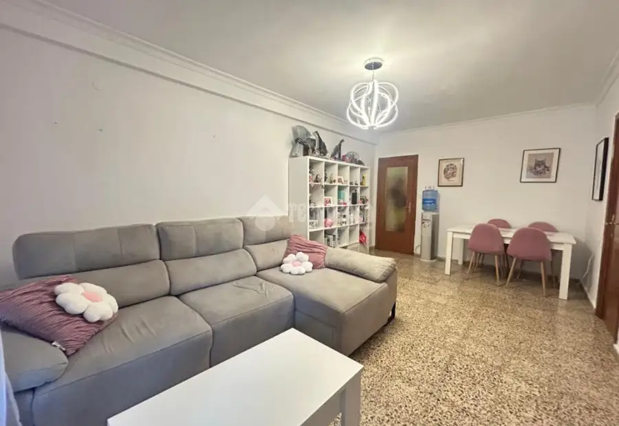 Piso en venta en Puertollano - Puertollano, 74.900 €, 112 m2, ref. 665052 en Puertollano