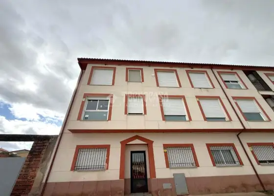 Piso en venta en San Bartolomé De Las Abiertas - San Bartolomé De Las Abiertas, 59.900 €, 80 m2, ref. 630187