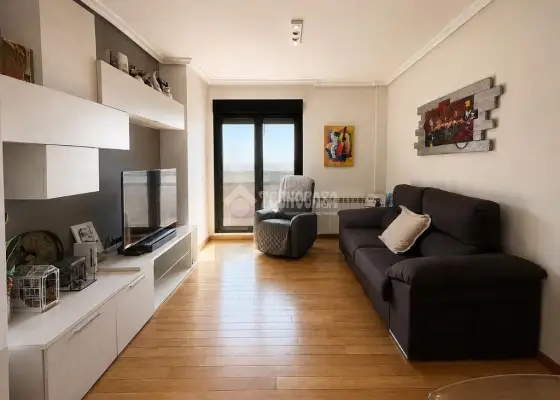 Piso en venta en Seseña - Seseña, 219.000 €, 147 m2, ref. 668288