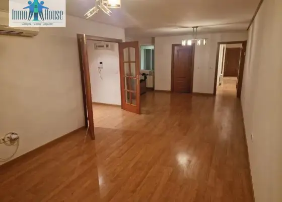 Piso en venta zona feria en Albacete