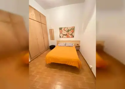 Se alquila habitación en piso compartido de 3 habitaciones en Centro Histórico, todos los gastos incluidos. en Málaga