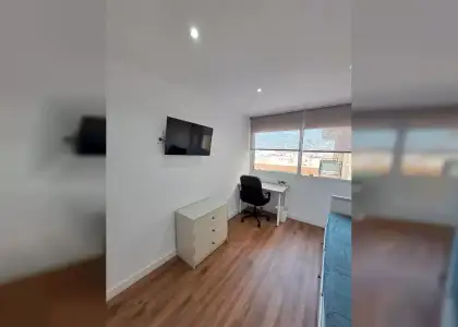 Se alquila habitación en piso compartido de 4 habitaciones en La Creu del Grau, solo chicas en Valencia