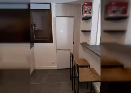 Se alquila habitación en piso compartido de 4 habitaciones en Zaragoza, solo chicas en Zaragoza