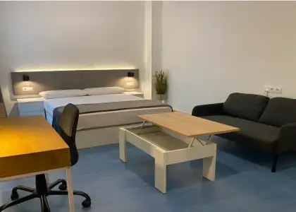 Se alquila habitación en piso compartido de 5 habitaciones en Salamanca en Salamanca