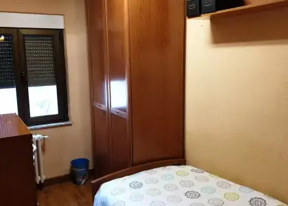Se alquila habitación en piso compartido de 5 habitaciones en Salamanca en Salamanca