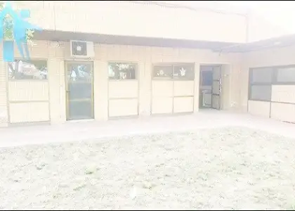 Se alquila planta (local) en Poligono Campollano en Albacete