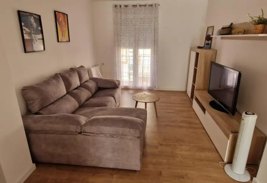 Se alquilan habitaciones piso zona hospital - estudiantes en Albacete