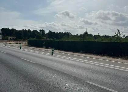 Se vende terreno -Carretera Jaen- en Albacete