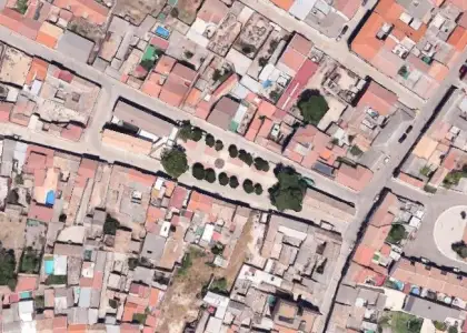 Solar de 272 m2, Plaza Santos Martires en Argamasilla de Calatrava