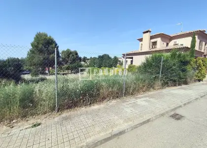 Solar en venta en Calle del Escultor Julio González, Distrito Único, Bargas, Toledo en Bargas