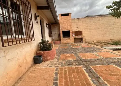 Terreno rural en venta en Alcázar De San Juan, de 500 m2 con terreno por 60.000 €, Ref. 0117 en Alcázar de San Juan