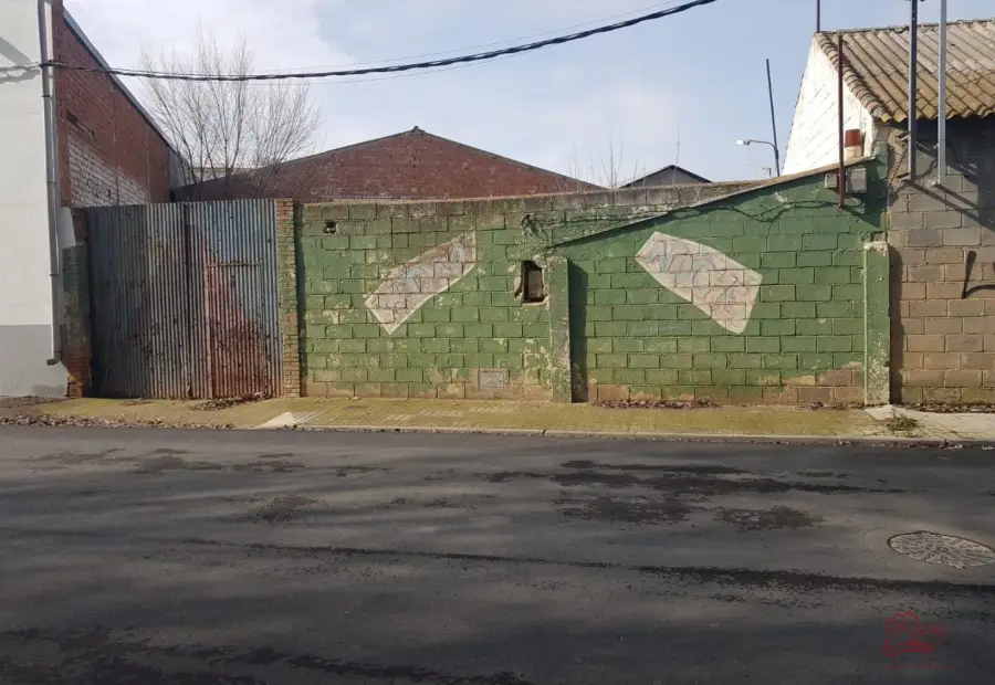 Terreno urbano en venta en Herencia, de 370 m2 por 65.000 €, Ref. 004 en Herencia