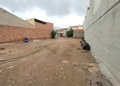 Terreno / Urbano (solar) En Venta Avenida Juan Carlos I, Tomelloso en Tomelloso