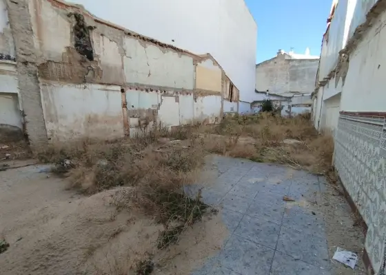 Terreno / Urbano (solar) En Venta Calle Calvario, Tomelloso