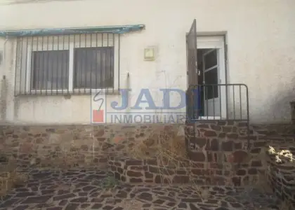 venta de casa en Santa Cruz de Mudela, PROXIMIDADES en Santa Cruz de Mudela