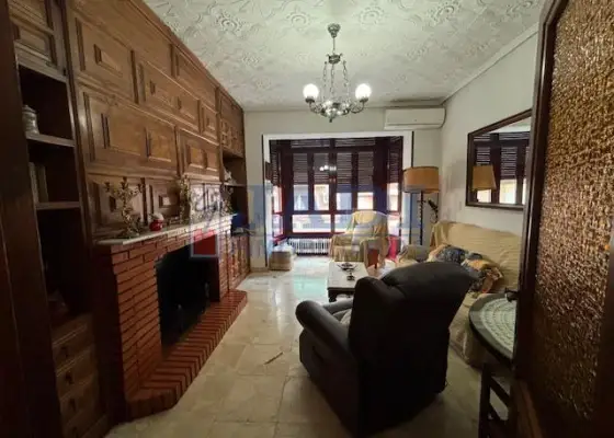 venta de casa en Valdepeñas, CENTRO