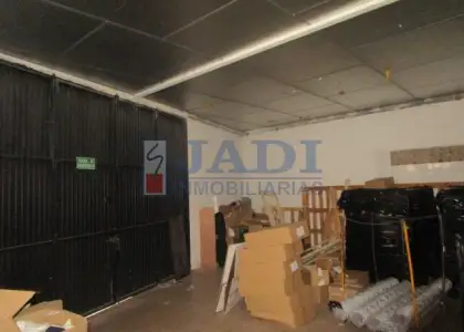 venta de local en Valdepeñas, NUEVO VALDEPEÑAS en Valdepeñas