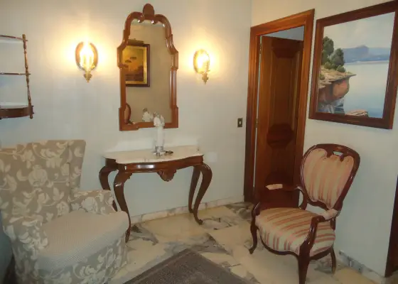 Venta de piso de 6 dormitorios garaje y trastero en el centro en Manzanares