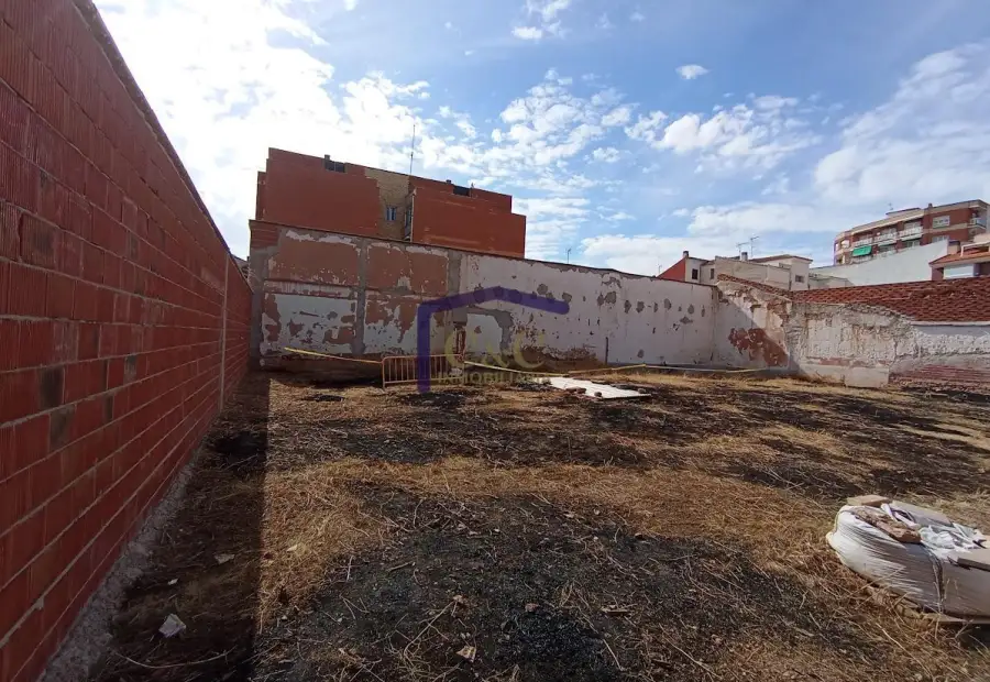 venta de terreno en Manzanares, Mercado municipal en Manzanares