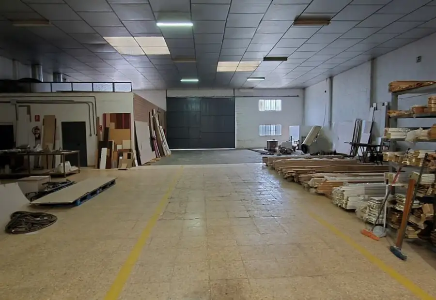 Venta Nave en Argamasilla de Calatrava en Argamasilla de Calatrava