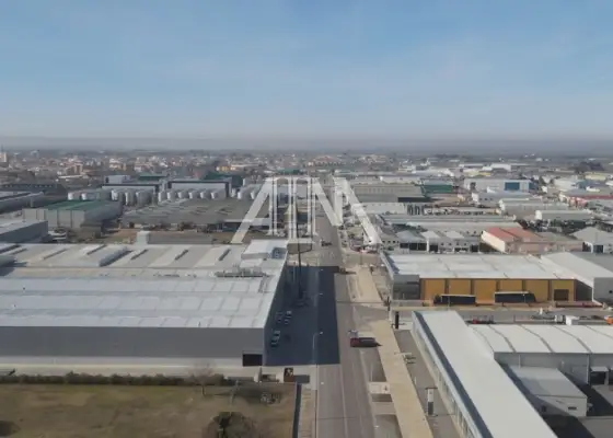Venta Nave Industrial PolÃ­gono, Manzanares