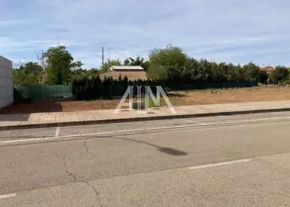 Venta Parcela Plaza de Toros, Manzanares. Precio a consultar en Manzanares
