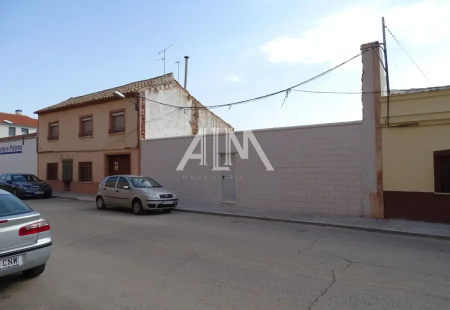 Venta Solar Colegio Altagracia, Manzanares en Manzanares