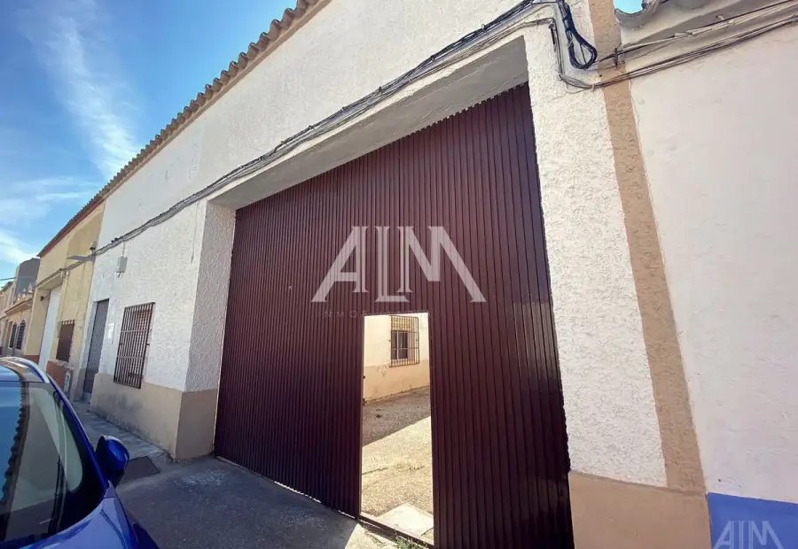 Venta Solar Paseo del RÃ­o, Manzanares en Manzanares
